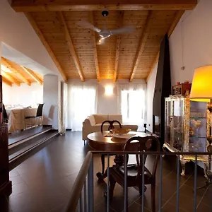 La Luna Nel Borgo Bed & Breakfast